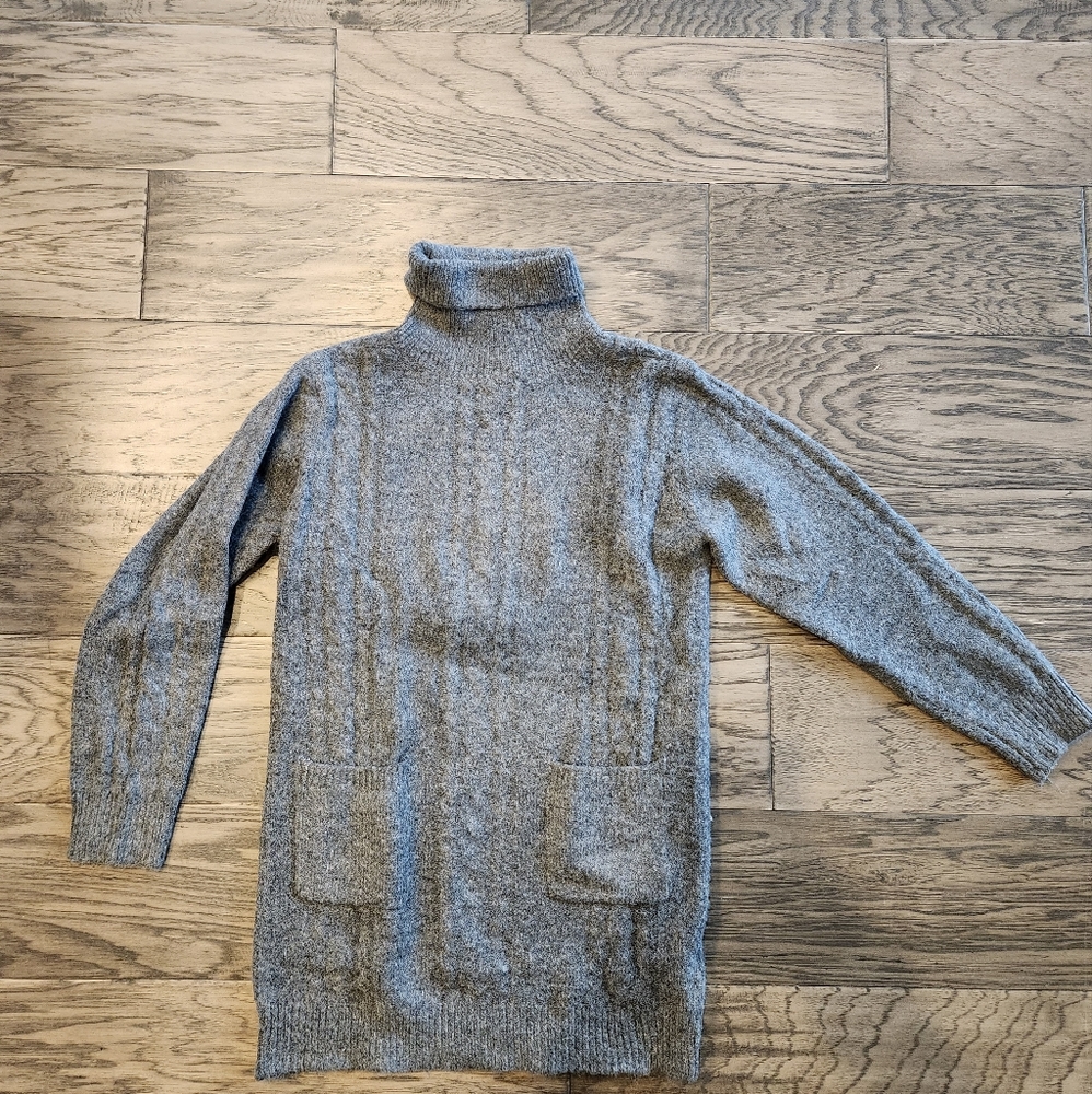 Grey tunic sweater